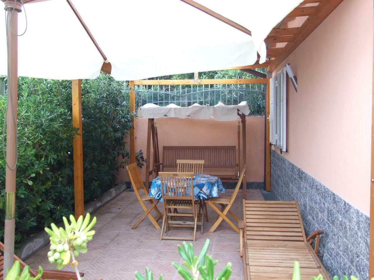 Le Case Del Sole Ventimiglia Exterior foto